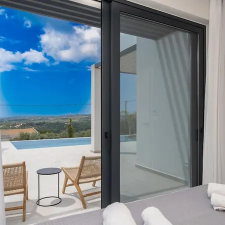 别墅 Agrilia Luxury Trapezaki *