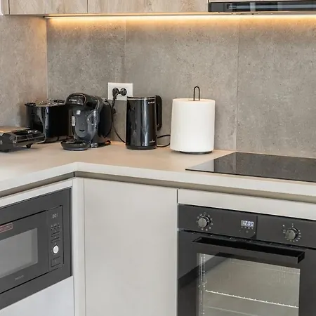 Agrilia Luxury Trapezaki 别墅 *