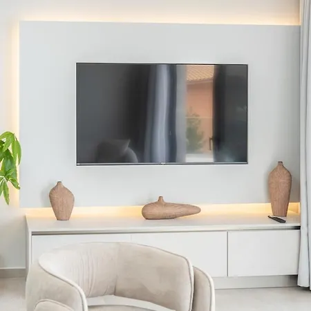Agrilia Luxury Trapezaki