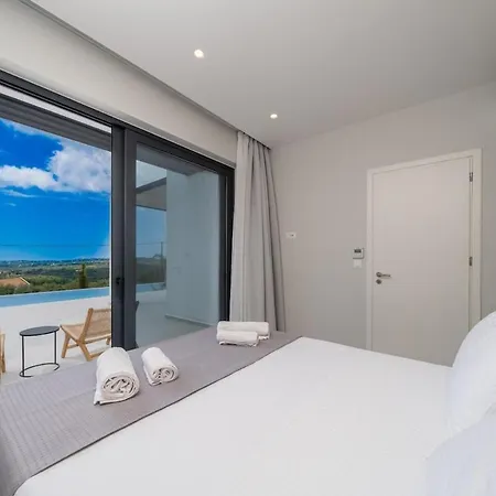 Agrilia Luxury Trapezaki Vila *