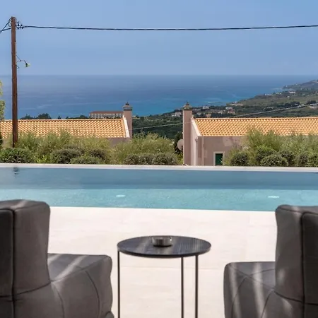 Agrilia Luxury Trapezaki 别墅