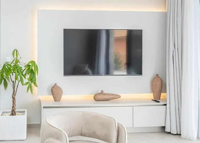 Agrilia Luxury Trapezaki