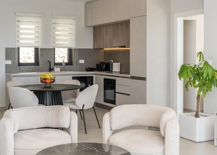 Agrilia Luxury Trapezaki *