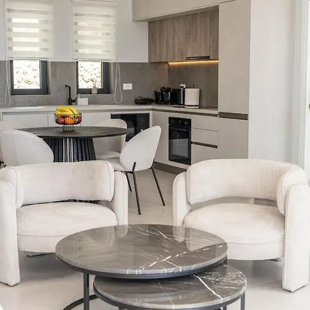 Agrilia Luxury Trapezaki